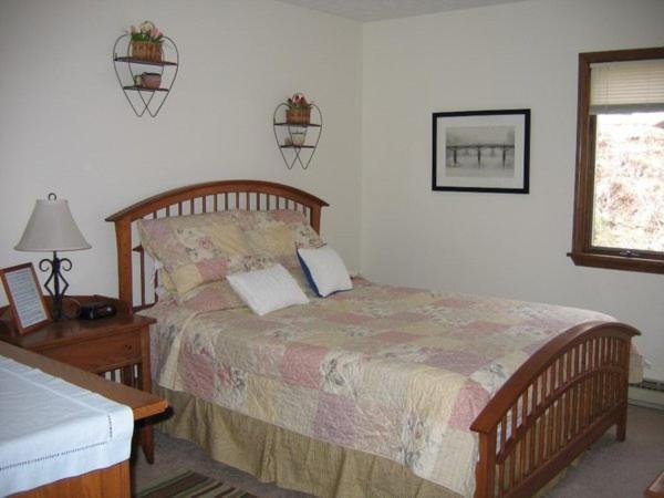 Spruce Hill Inn & Cottages Mansfield Bilik gambar