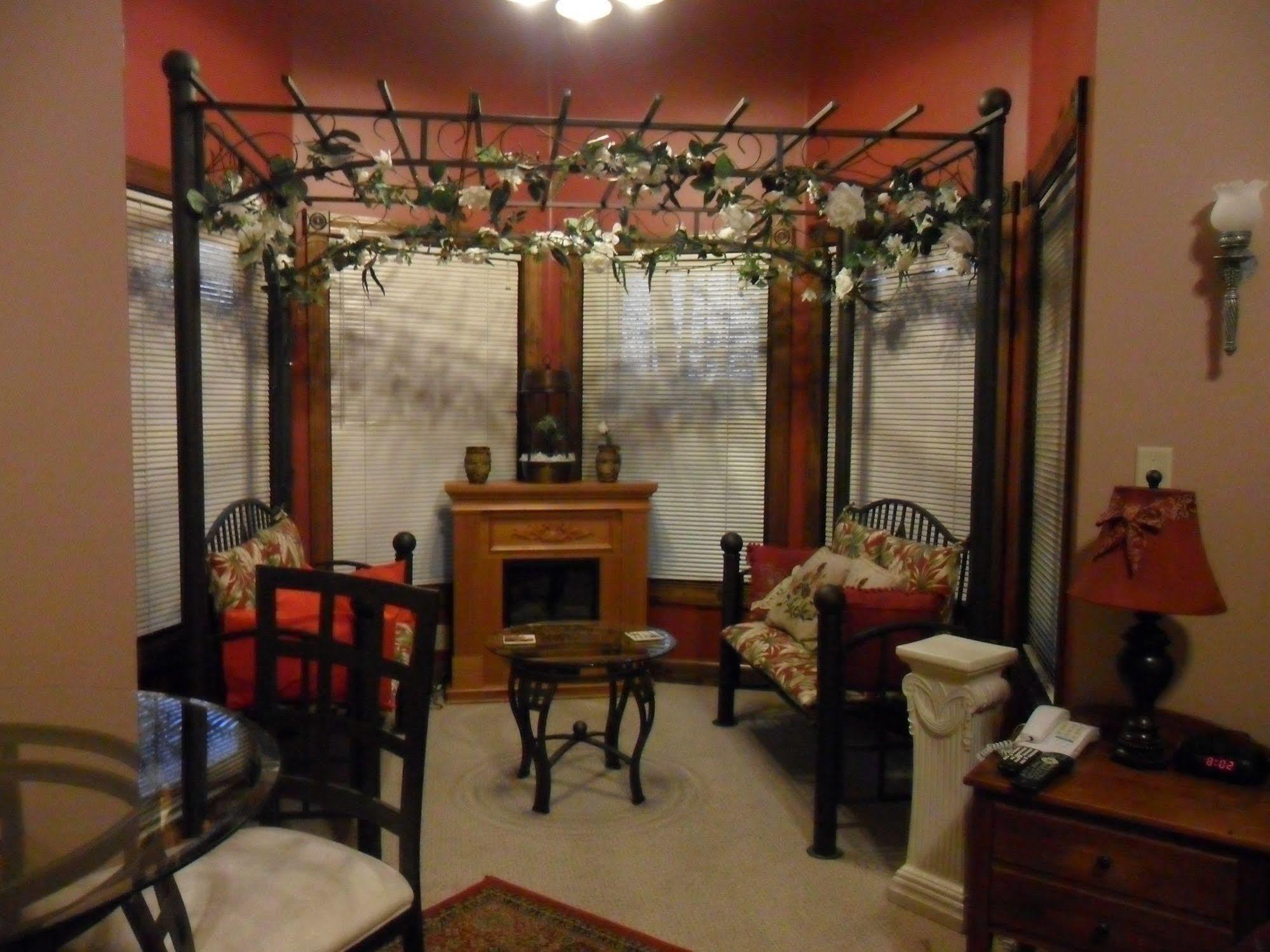 Spruce Hill Inn & Cottages Mansfield Luaran gambar