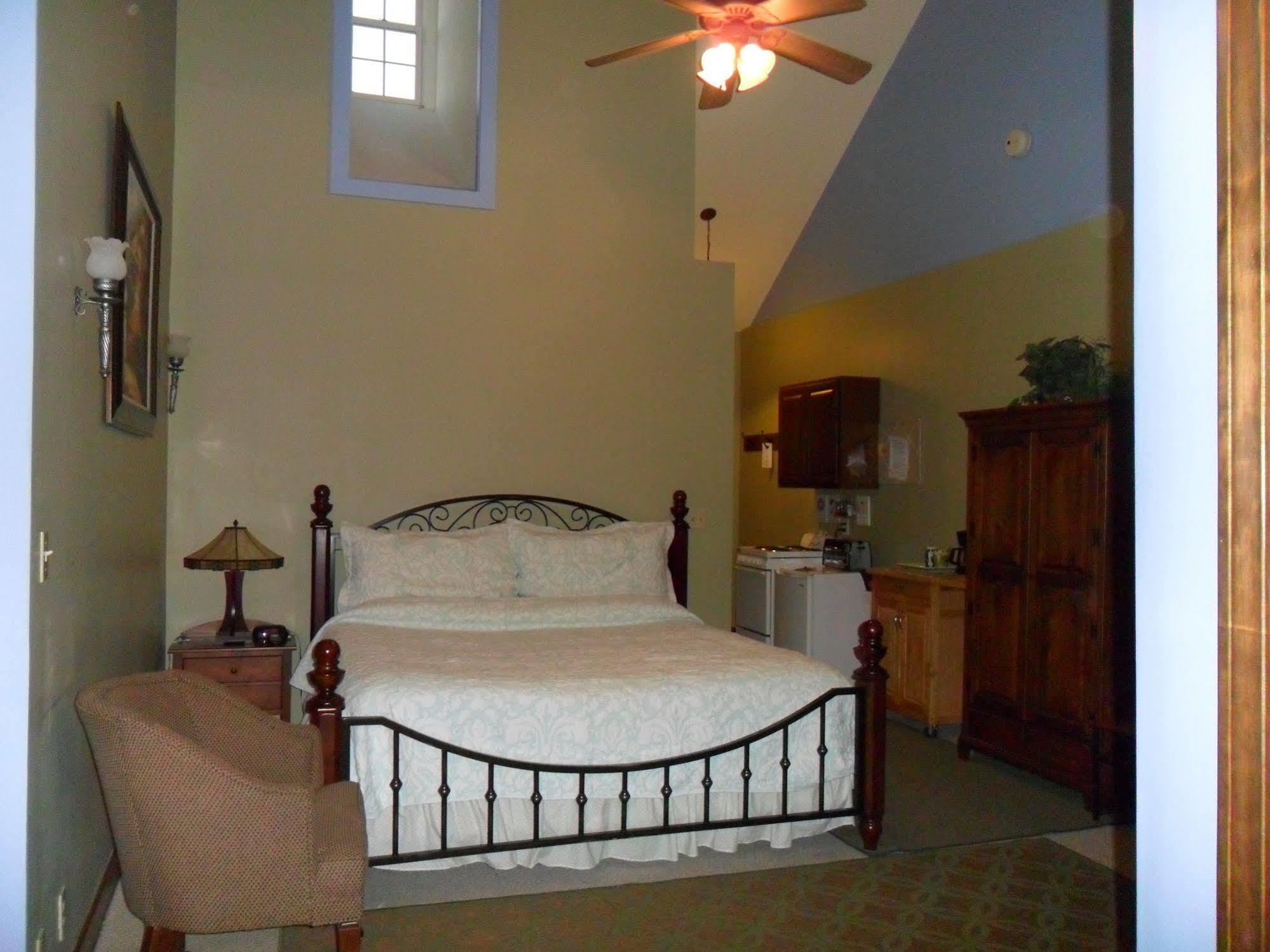 Spruce Hill Inn & Cottages Mansfield Luaran gambar